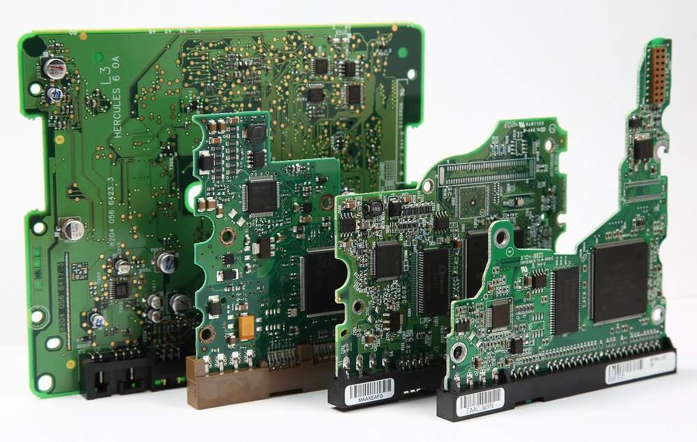 mother-board-5496177_1280(1)